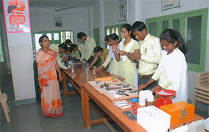 Aravali Teacher Training College science-&-psycho-lab